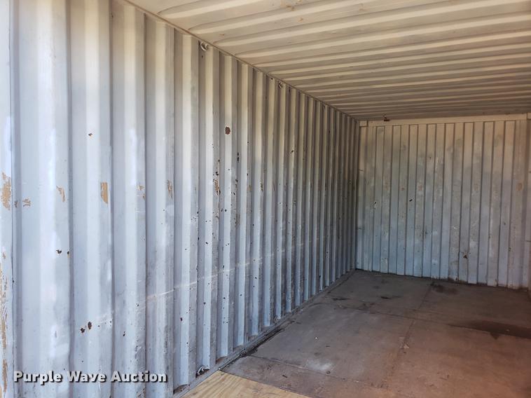 image for item EF9968 Conex container