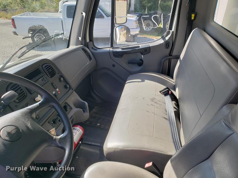 image for item EF9989 2012 Freightliner Business Class M2 refrigerated box truck
