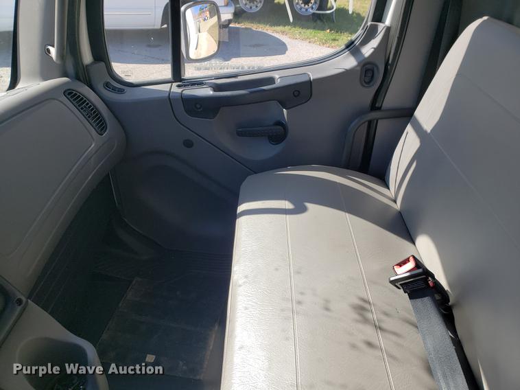 image for item EF9989 2012 Freightliner Business Class M2 refrigerated box truck