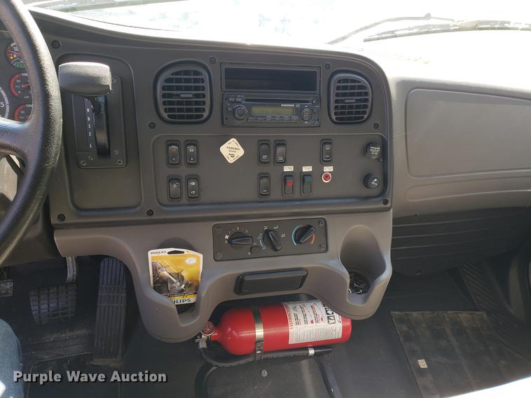 image for item EF9989 2012 Freightliner Business Class M2 refrigerated box truck