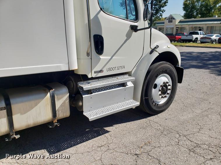 image for item EF9989 2012 Freightliner Business Class M2 refrigerated box truck