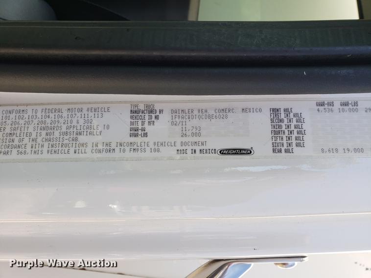 image for item EF9989 2012 Freightliner Business Class M2 refrigerated box truck