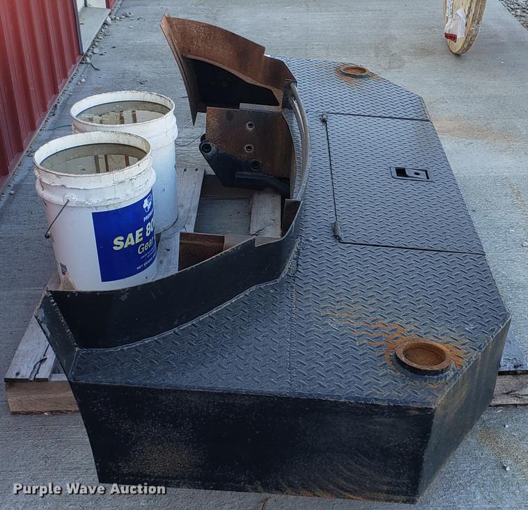 image for item EF9994 2007 Dodge Ram pickup front bumper