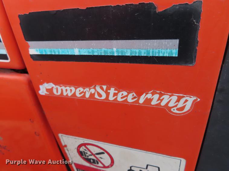 image for item EI9990 Kubota B2910 MFWD tractor