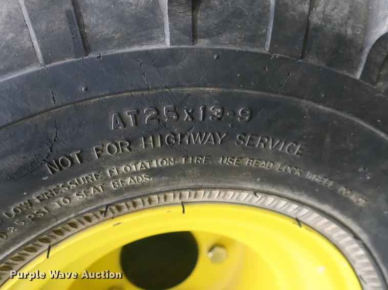 image for item EO9378 John Deere Gator TS utility vehicle