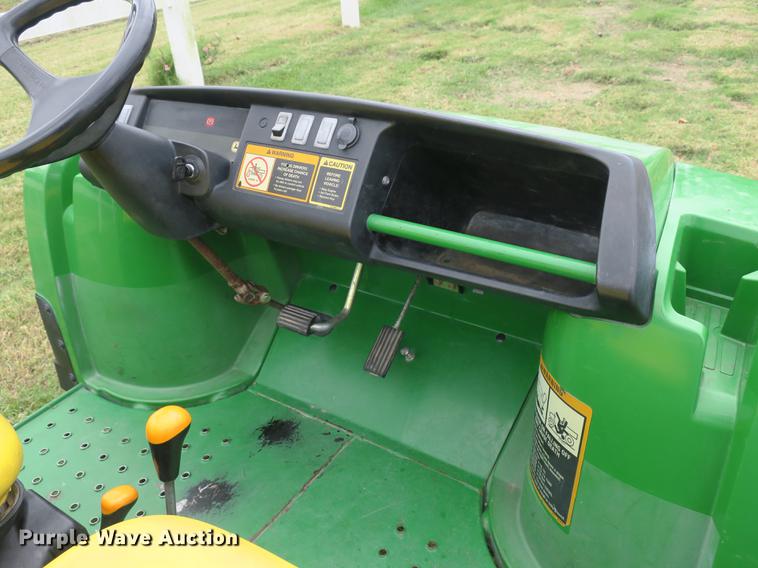 image for item EO9378 John Deere Gator TS utility vehicle