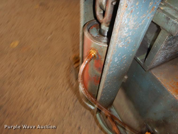 image for item EO9657 Scotchman Ironworker 314C