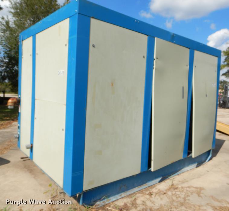 image for item EO9660 Quincy QSI-1500 air compressor