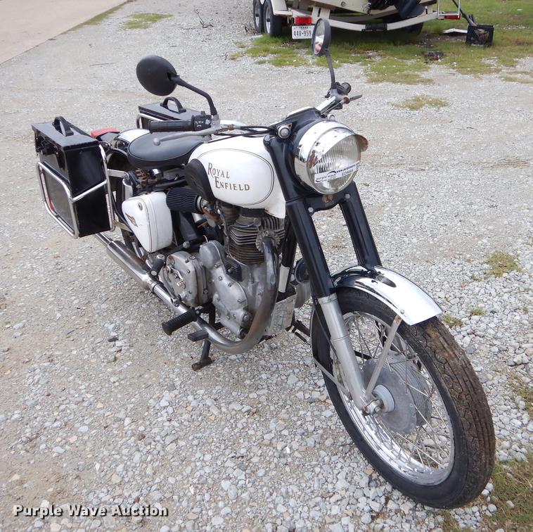 image for item EO9669 2000 Royal Enfield Bullet motorcycle