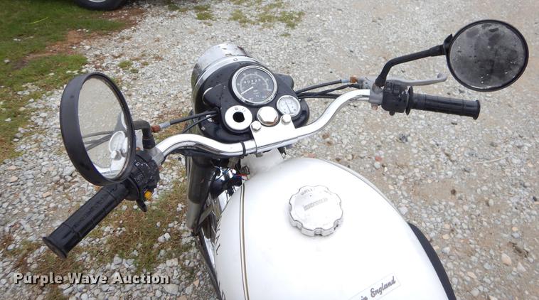 image for item EO9669 2000 Royal Enfield Bullet motorcycle