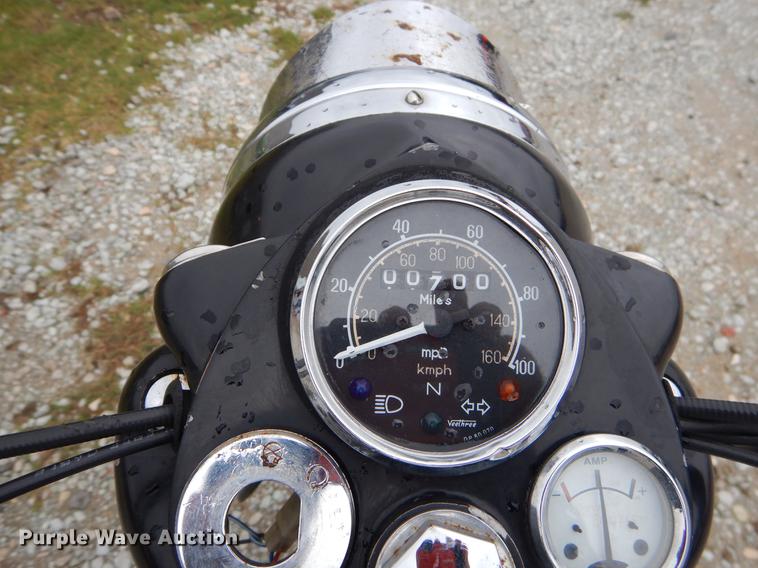 image for item EO9669 2000 Royal Enfield Bullet motorcycle