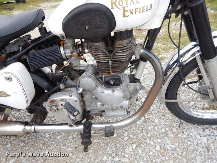 image for item EO9669 2000 Royal Enfield Bullet motorcycle
