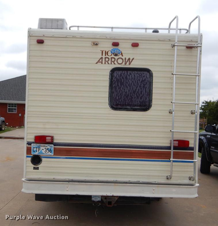 image for item EO9670 1983 Chevrolet G30 RV