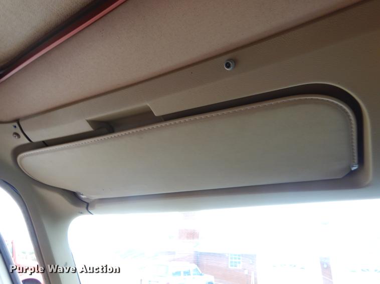 image for item EO9670 1983 Chevrolet G30 RV