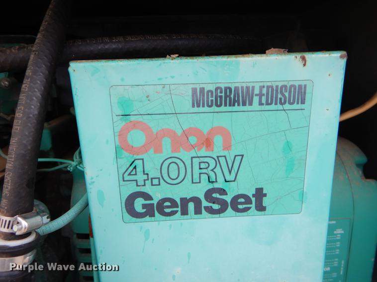 image for item EO9670 1983 Chevrolet G30 RV