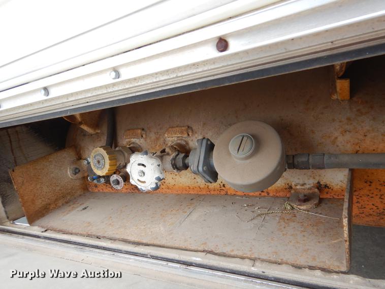 image for item EO9670 1983 Chevrolet G30 RV