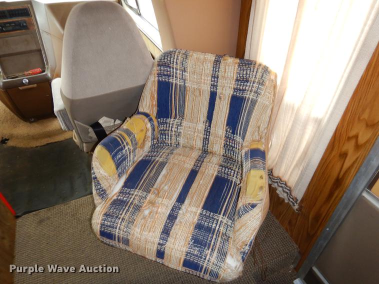 image for item EO9670 1983 Chevrolet G30 RV