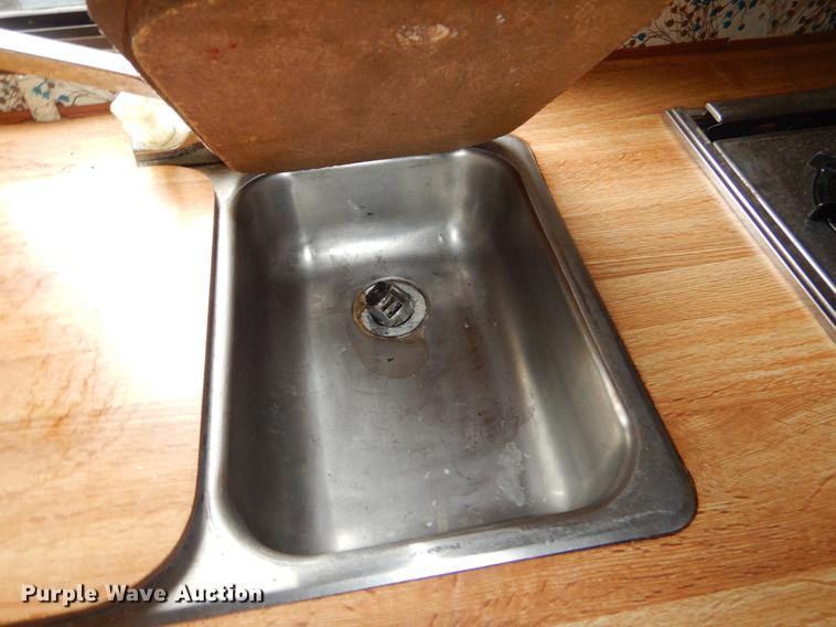 image for item EO9670 1983 Chevrolet G30 RV