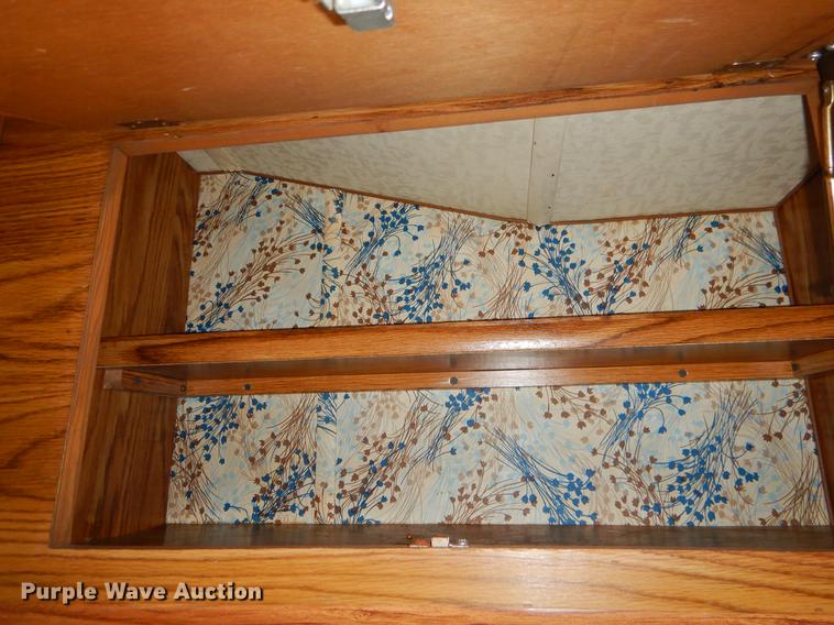 image for item EO9670 1983 Chevrolet G30 RV