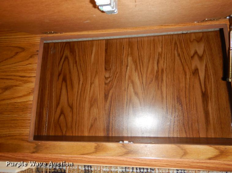 image for item EO9670 1983 Chevrolet G30 RV