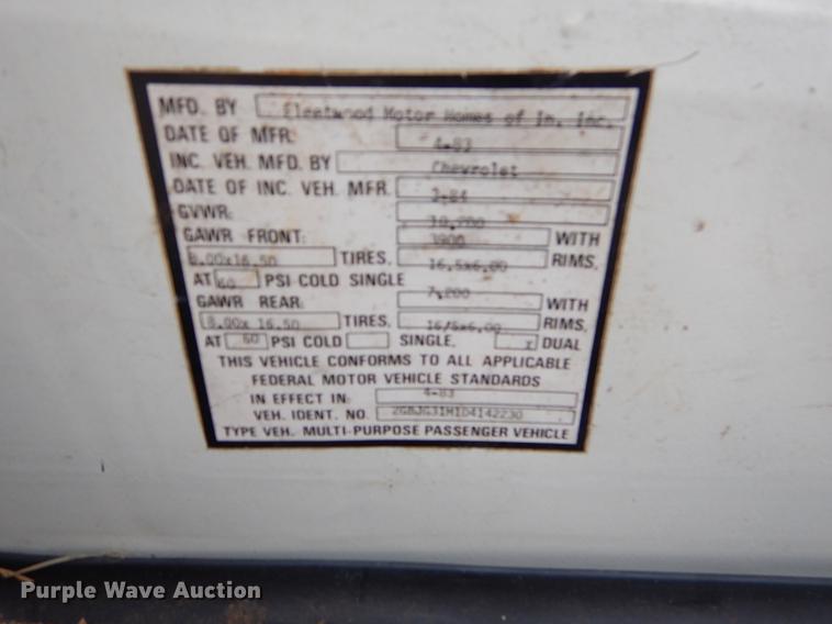 image for item EO9670 1983 Chevrolet G30 RV