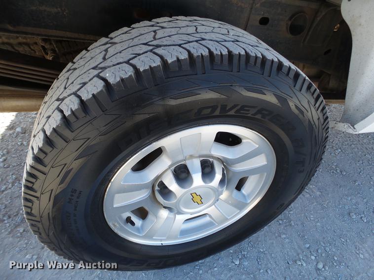 image for item FB9508 2009 Chevrolet Silverado 2500HD Crew Cab pickup truck