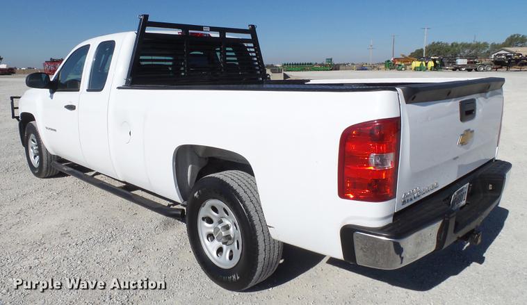 image for item FB9509 2013 Chevrolet Silverado 1500 Ext. Cab pickup truck