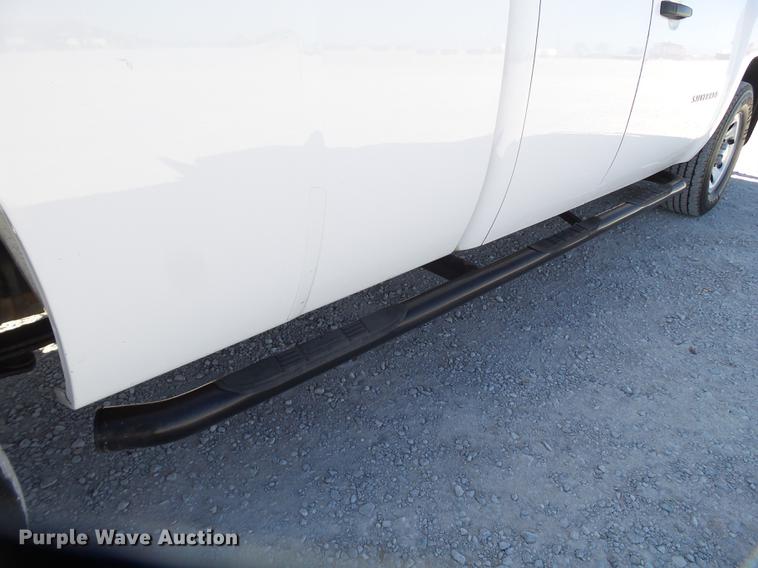 image for item FB9509 2013 Chevrolet Silverado 1500 Ext. Cab pickup truck