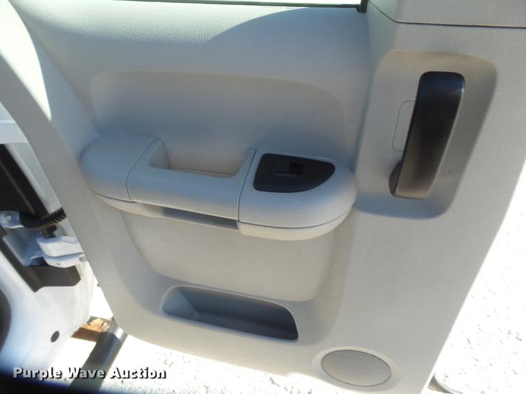 image for item FB9509 2013 Chevrolet Silverado 1500 Ext. Cab pickup truck