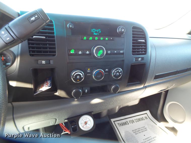 image for item FB9509 2013 Chevrolet Silverado 1500 Ext. Cab pickup truck