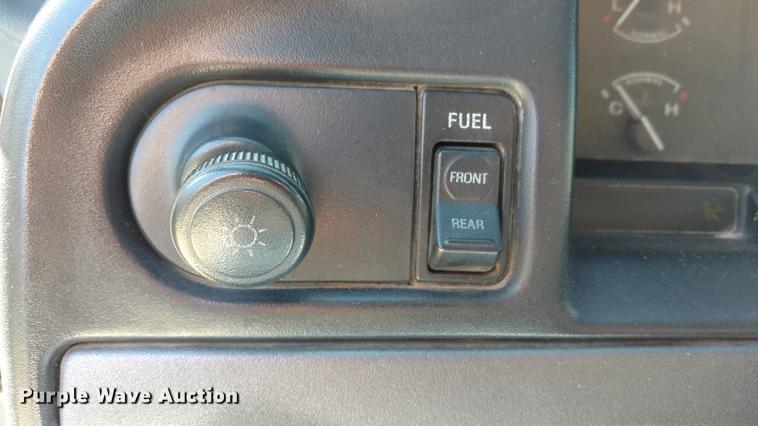 image for item L5710 1994 Ford F250 SuperCab pickup truck