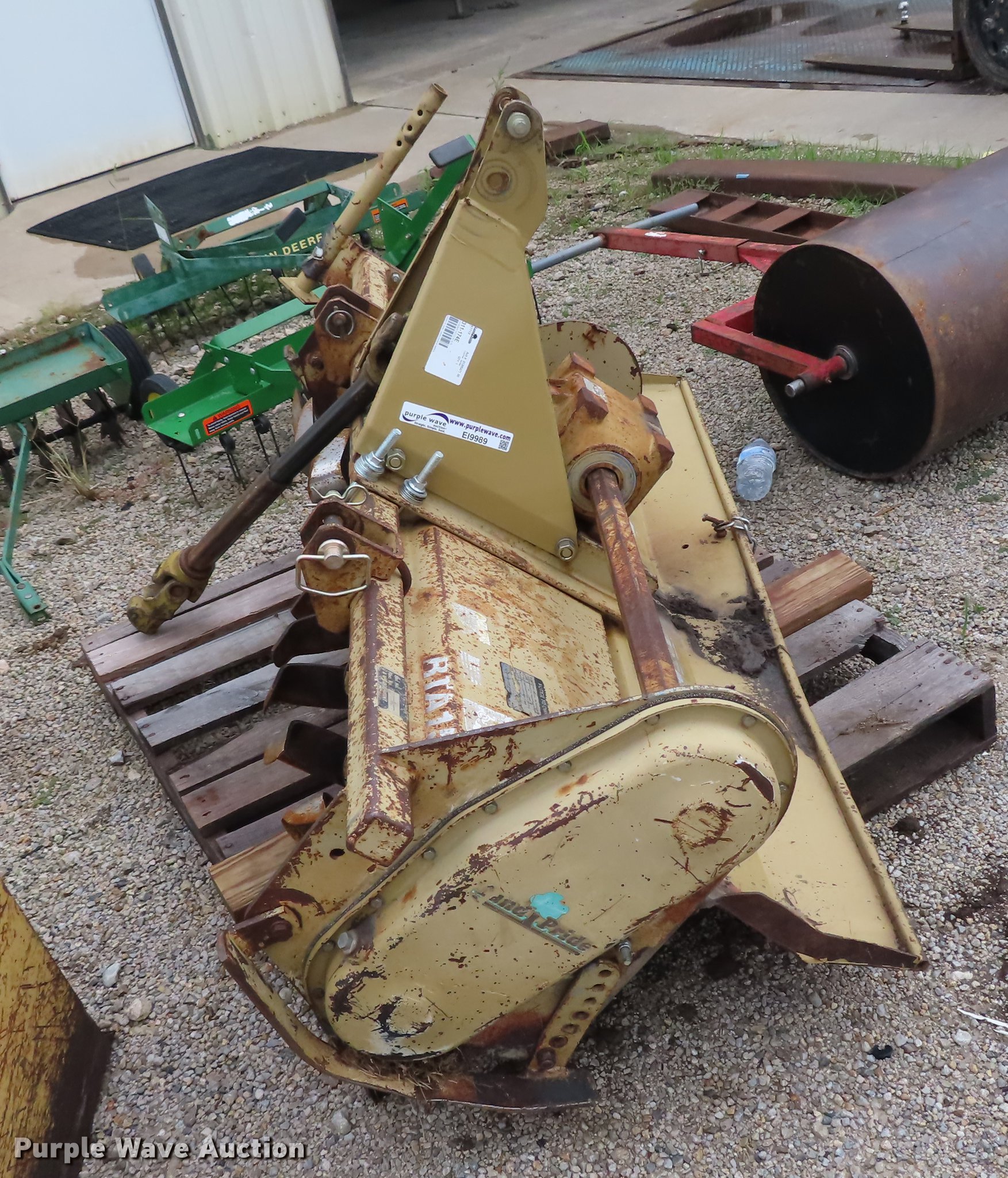 Land Pride RTA1558 tiller in Chanute, KS Item EI9989 sold Purple Wave