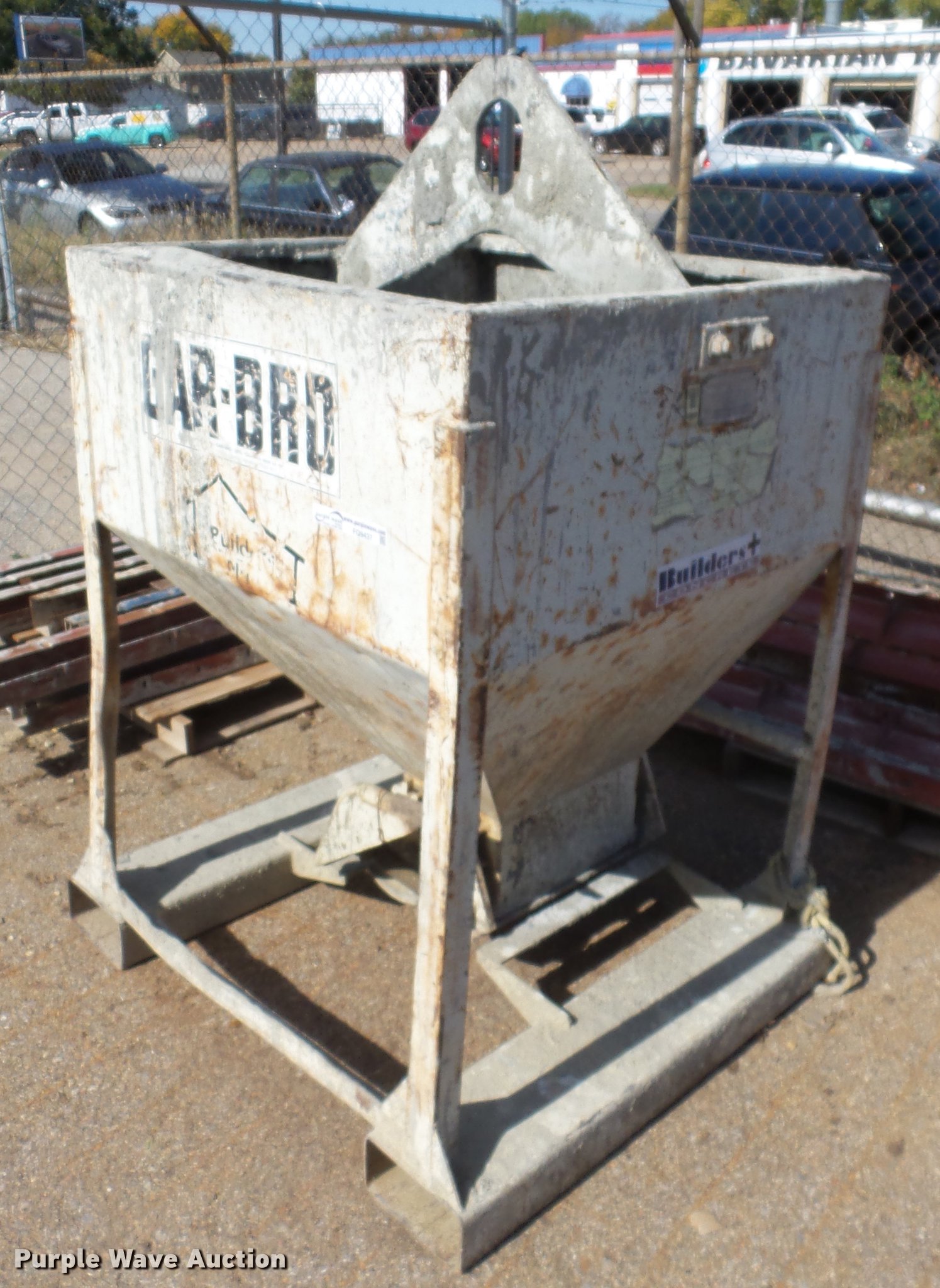 GarBro concrete bucket in Wichita, KS Item FQ9437 sold Purple Wave