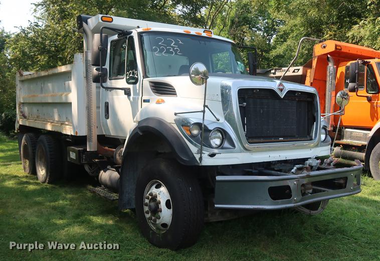 image for item BW9218 2012 International WorkStar 7500 dump truck