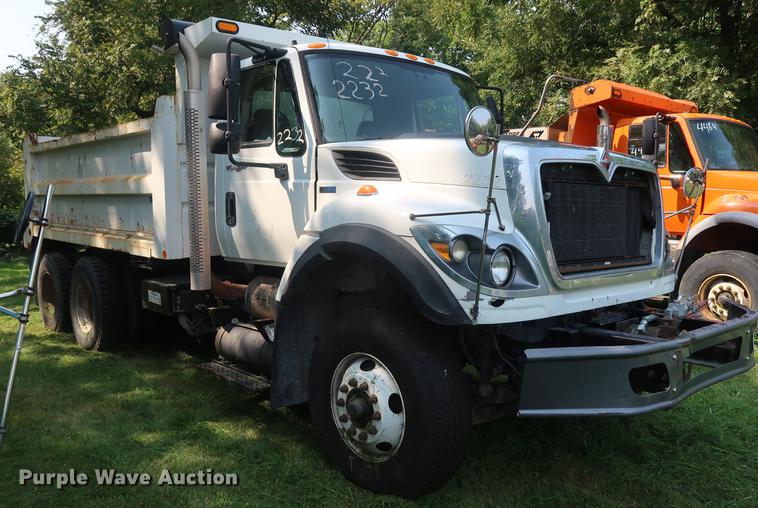 image for item BW9218 2012 International WorkStar 7500 dump truck