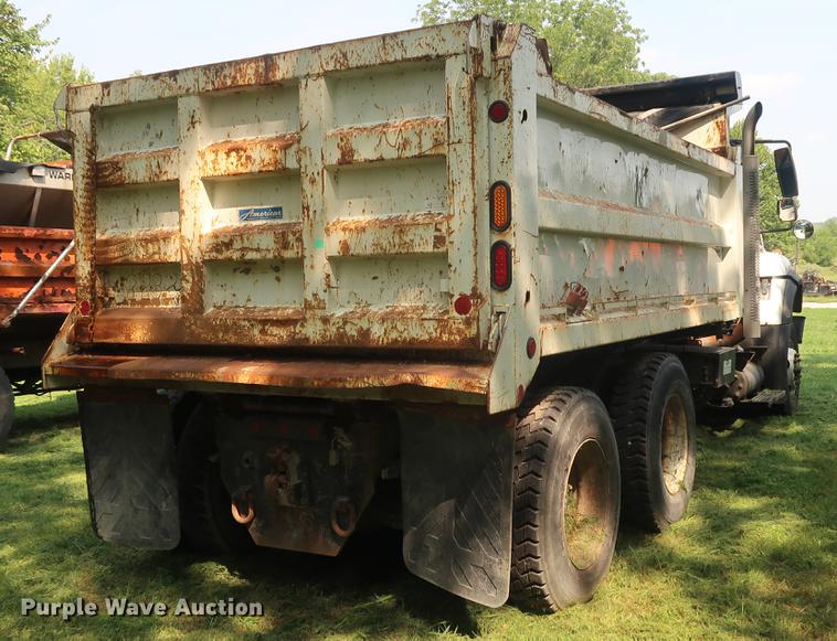 image for item BW9218 2012 International WorkStar 7500 dump truck