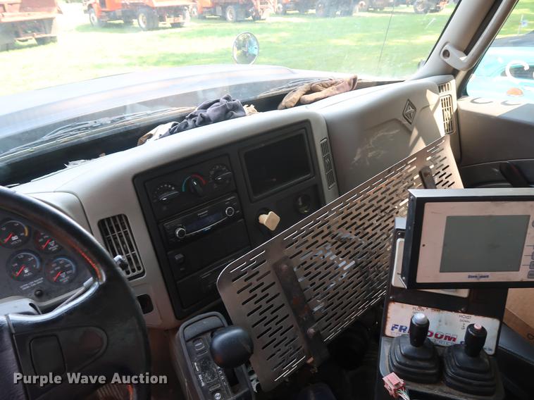 image for item BW9218 2012 International WorkStar 7500 dump truck