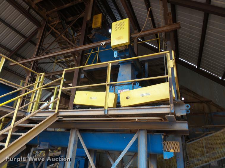 image for item DB7041 Basic Machinery Co Pulv-O-Pactor F624-3-2 clay grinding system