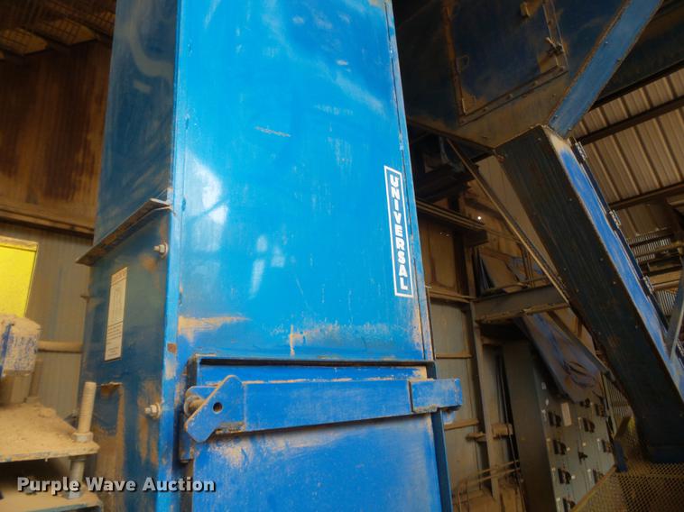 image for item DB7041 Basic Machinery Co Pulv-O-Pactor F624-3-2 clay grinding system