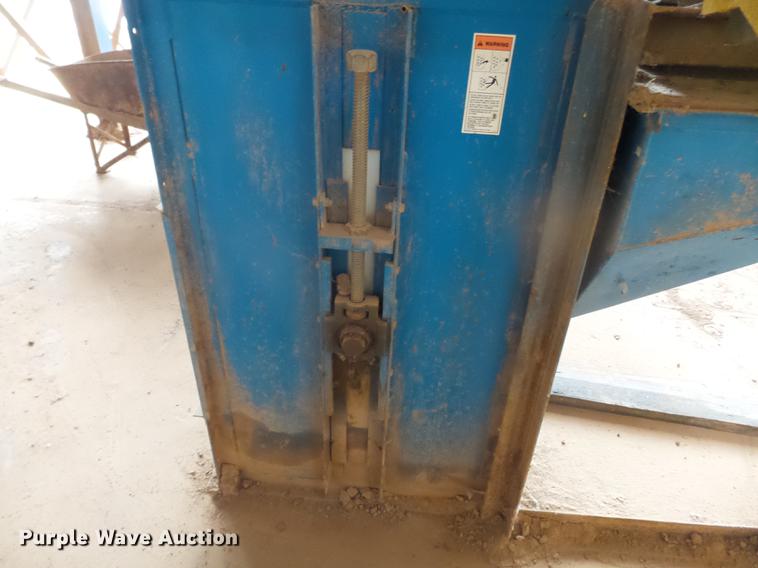 image for item DB7041 Basic Machinery Co Pulv-O-Pactor F624-3-2 clay grinding system