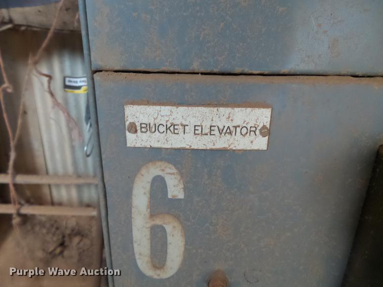 image for item DB7041 Basic Machinery Co Pulv-O-Pactor F624-3-2 clay grinding system