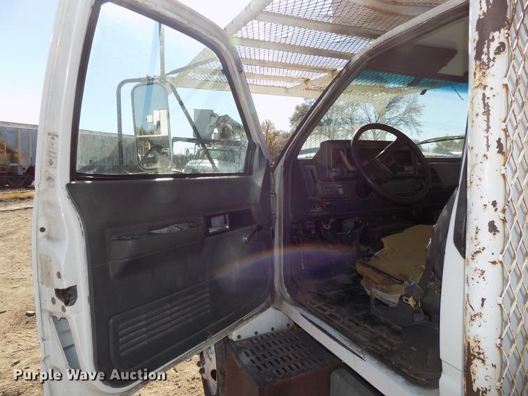 image for item DB8515 1997 GMC C7500 bucket truck
