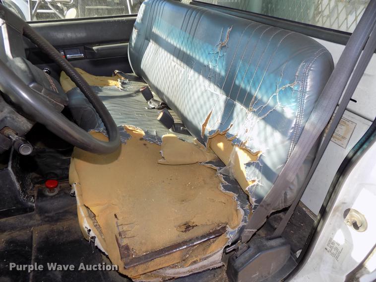 image for item DB8515 1997 GMC C7500 bucket truck