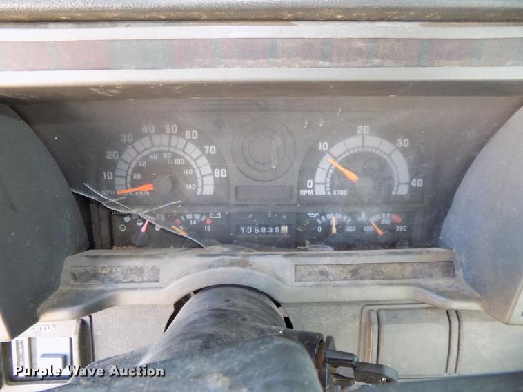 image for item DB8515 1997 GMC C7500 bucket truck