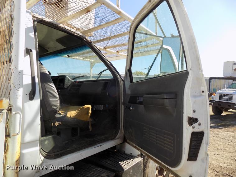 image for item DB8515 1997 GMC C7500 bucket truck