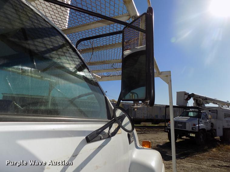 image for item DB8515 1997 GMC C7500 bucket truck