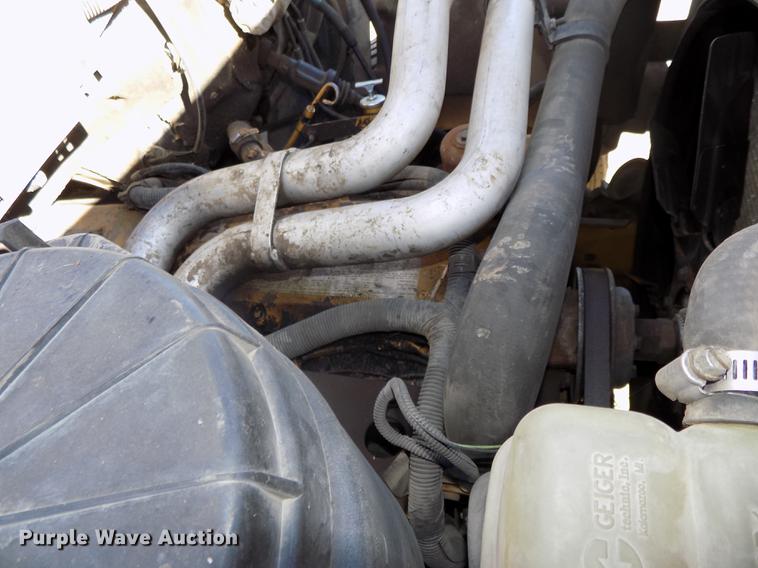 image for item DB8515 1997 GMC C7500 bucket truck