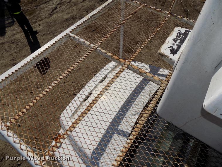 image for item DB8515 1997 GMC C7500 bucket truck