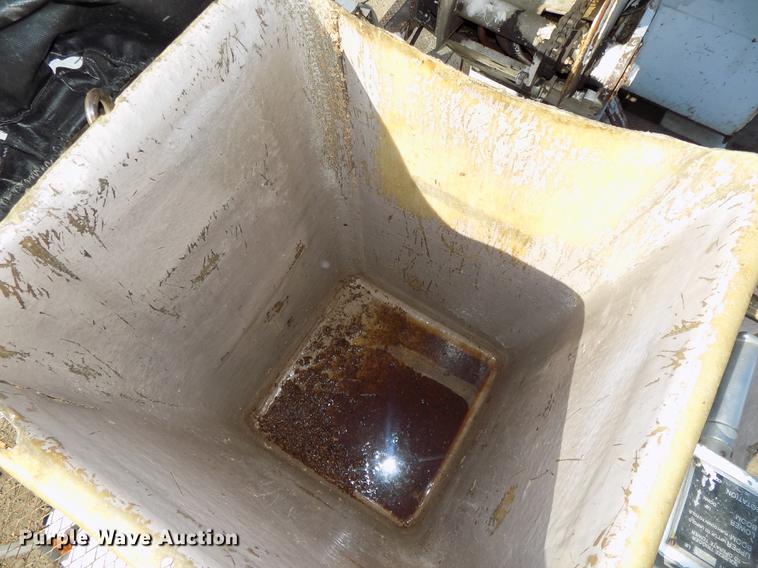 image for item DB8515 1997 GMC C7500 bucket truck