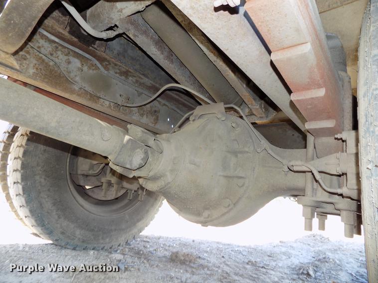 image for item DB8515 1997 GMC C7500 bucket truck